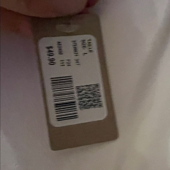 RW&CO. White Cap Sleeve Blouse - Picture 3 of 5